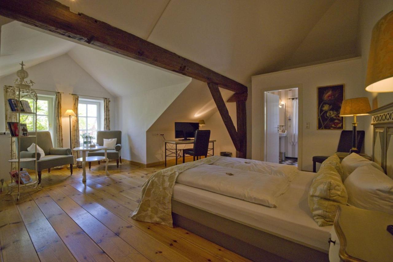 Hotel Hochzeitshaus Aurich Eksteriør bilde