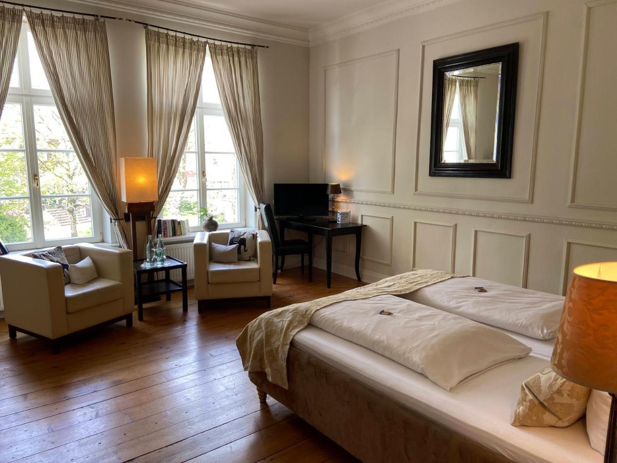 Hotel Hochzeitshaus Aurich Eksteriør bilde