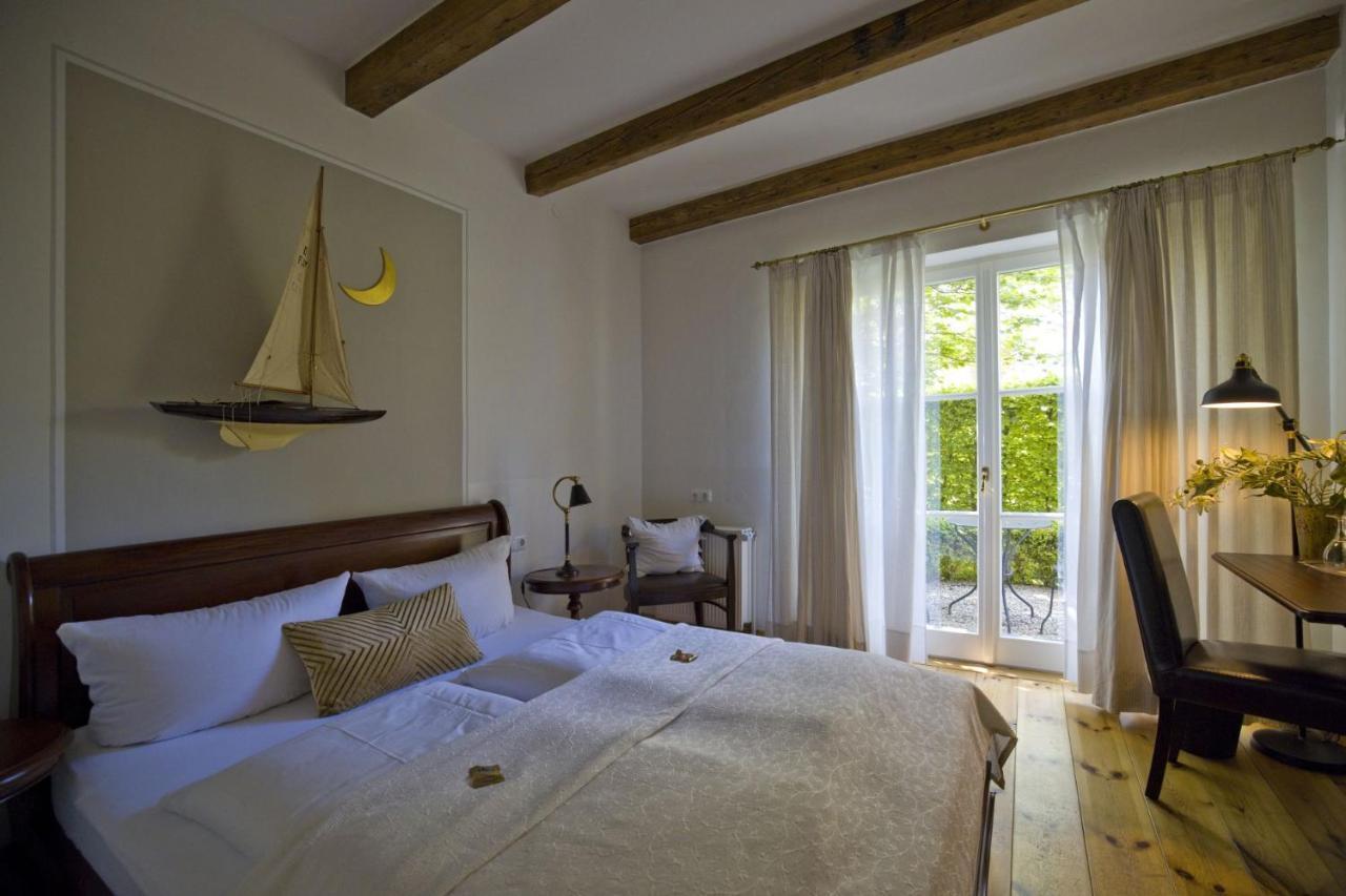 Hotel Hochzeitshaus Aurich Eksteriør bilde