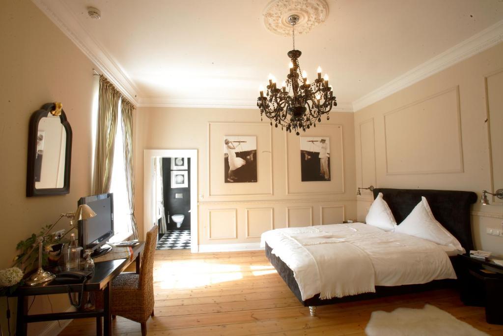 Hotel Hochzeitshaus Aurich Eksteriør bilde