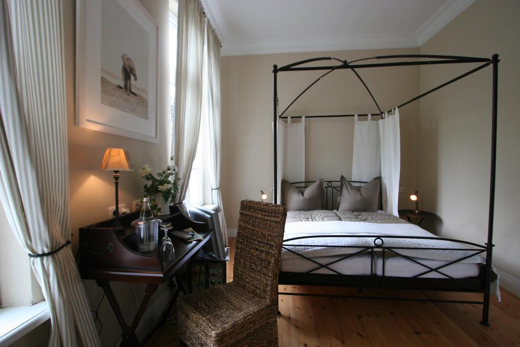 Hotel Hochzeitshaus Aurich Eksteriør bilde